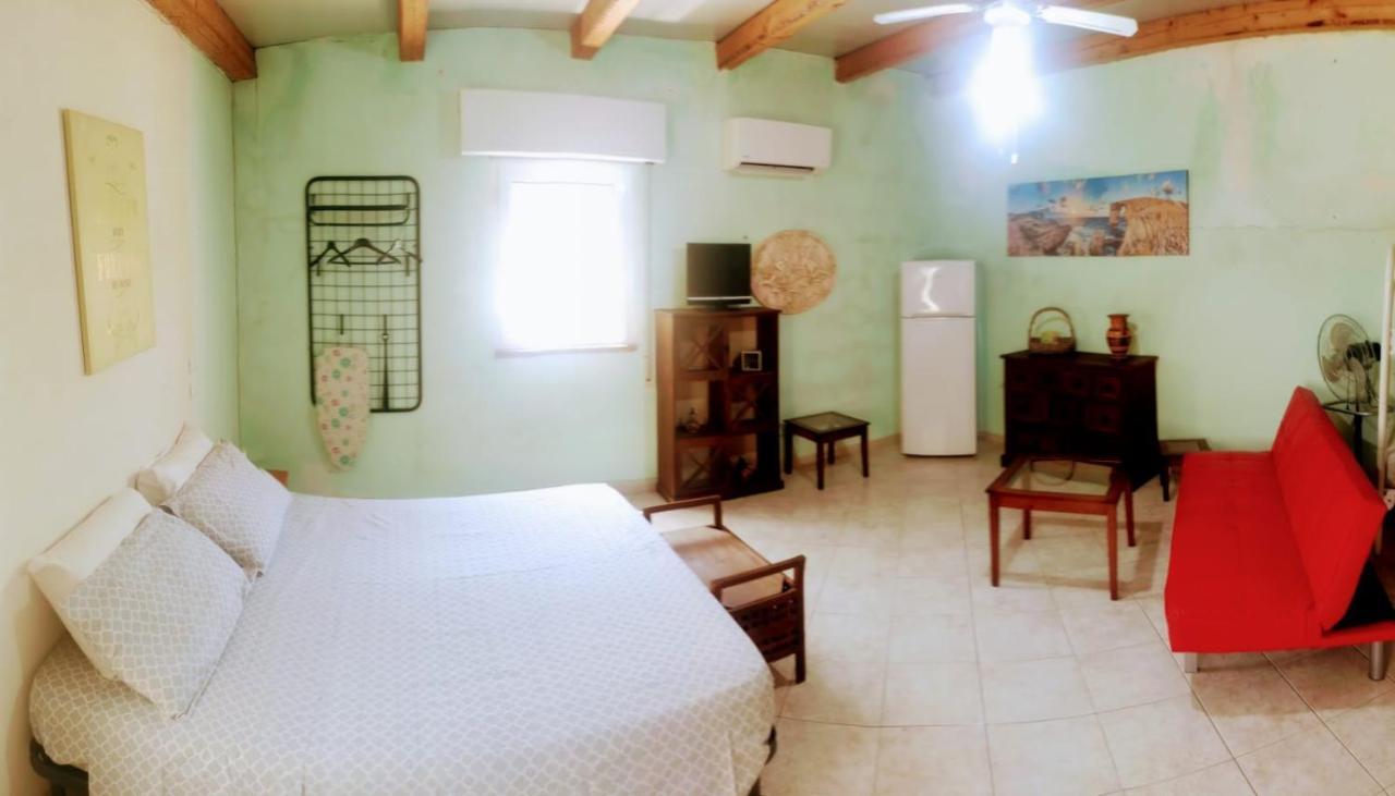Casa Degli Oleandri Hotel อัลคาโม ภายนอก รูปภาพ